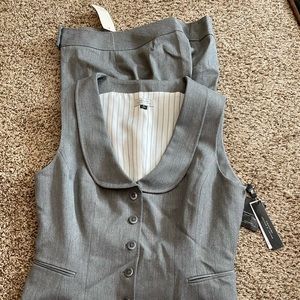 New with tags woman’s vest jacket suit